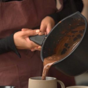 مشروب الشوكلاته الساخن