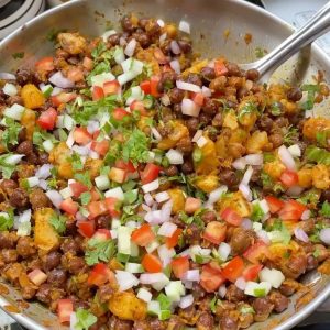 Chatpata Kala Chana Chaat