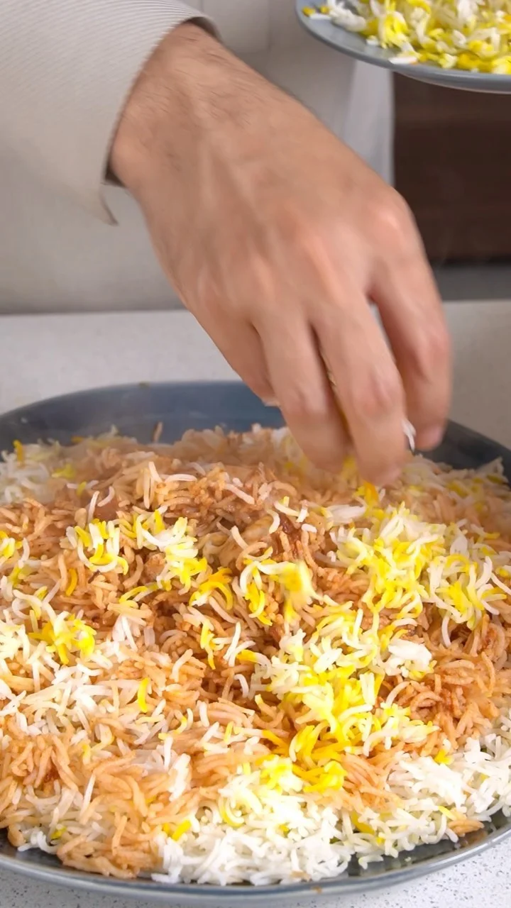 ارز كابلي سريع بصدور الدجاج