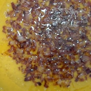 شوربة العدس الأصفر الشهية