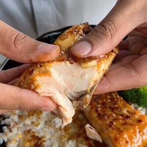 سالمون جوسي بصوص العسل