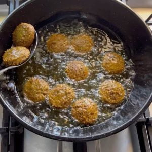 فلافل كتير طيبه بطريقة خالتي