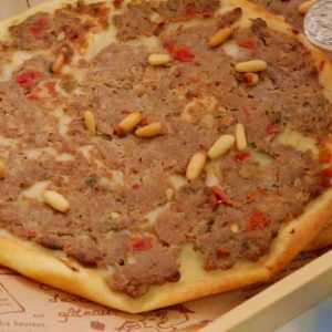 لحم بعجين