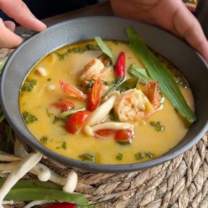شوربة توم يوم التايلندية