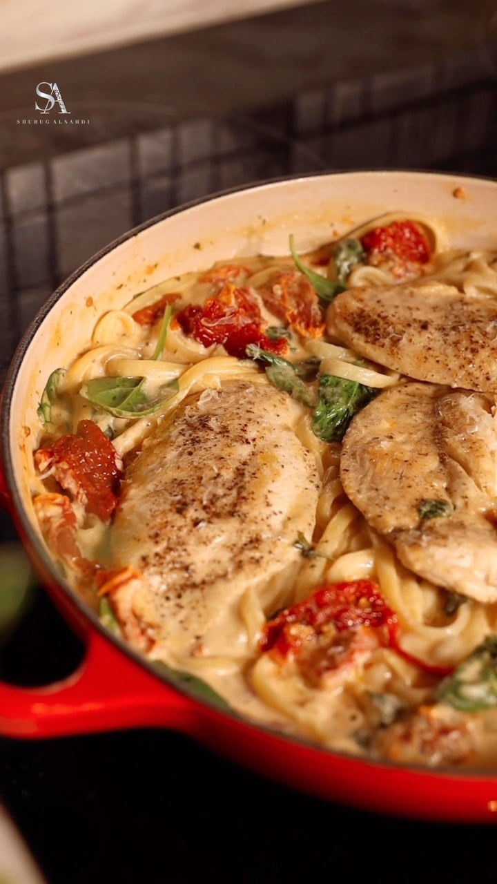 مساء الخير ،
Tuscan chicken
‎ وصفة اليوم دجاج توسكا الإيطالية
الوصفة تعتمد على