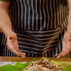 برياني لحم مطبوخ في ورق الموز