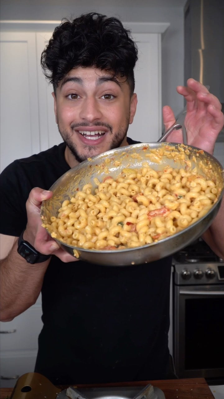 1664687866 306672696 838669487300114 1753283958364348829 n