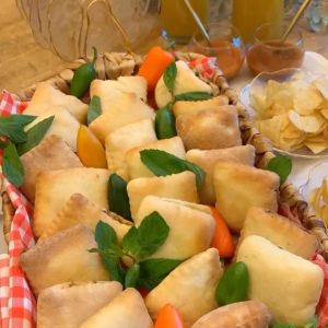 خبز عربي ميني بحشوة دجاج