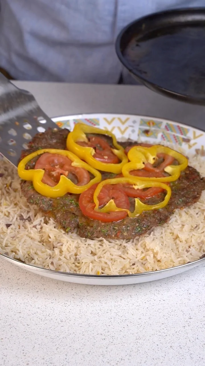 كفتة مشوية مع رز بالزعفران