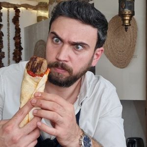 سندويشة الكفتة التركية