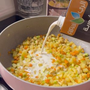 شوربه شتويه بالدجاج والخضار