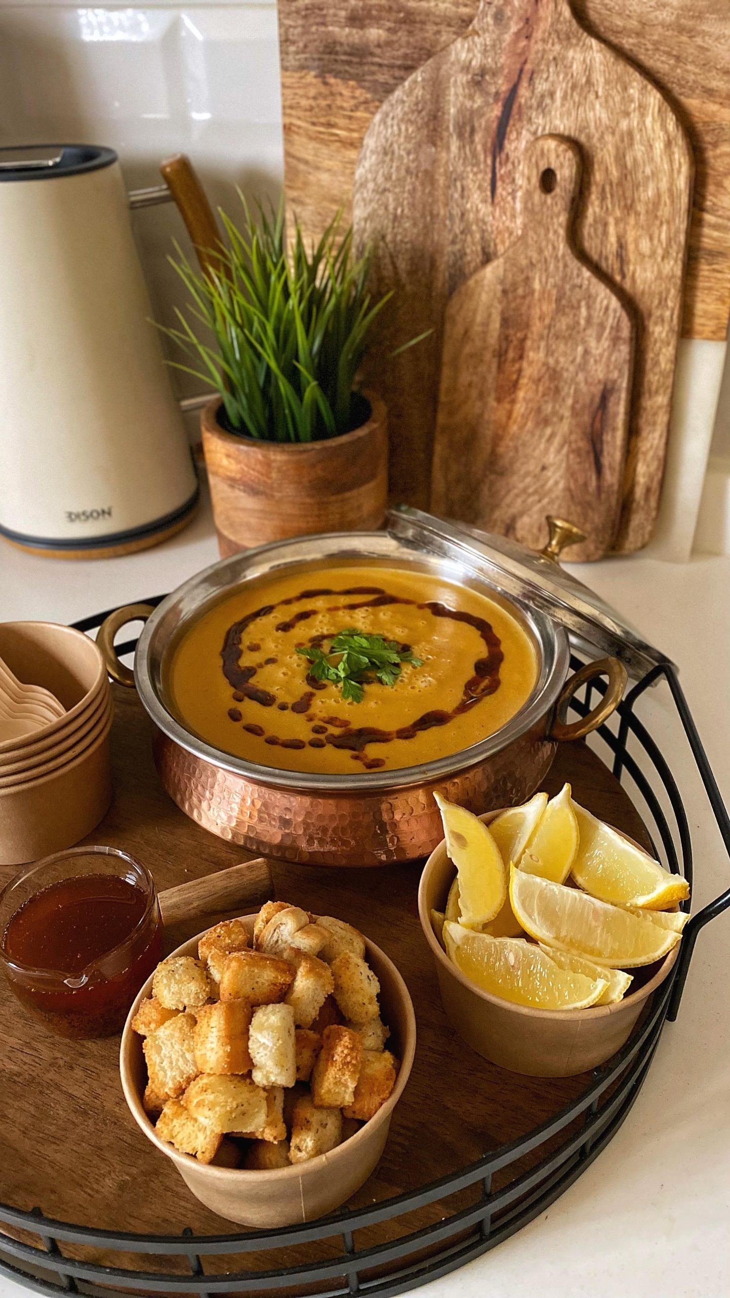 شوربة عدس(اعلان)
٠
٠
استخدمت في الوصفة قدر الضغط الكهربائي اديسون من السيف غا