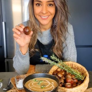 شوربة الكستناء الكريمية