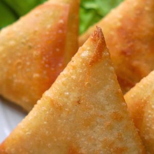 سمبوسة بالجبنة