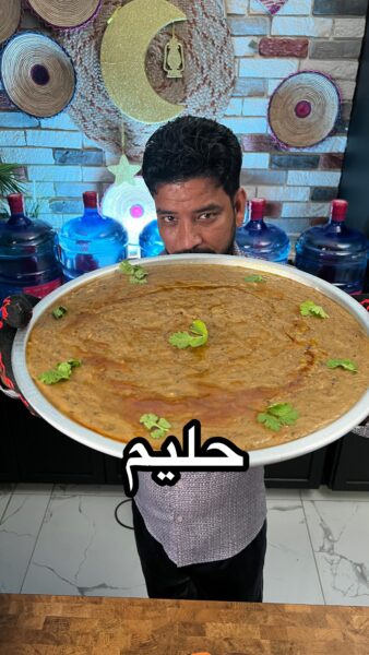 منشن اللي تبيه يسوي لك هل اكله  سهلة بس طويلة، بس لذيذة جدآ. وهل ذقتوها من قبل ؟