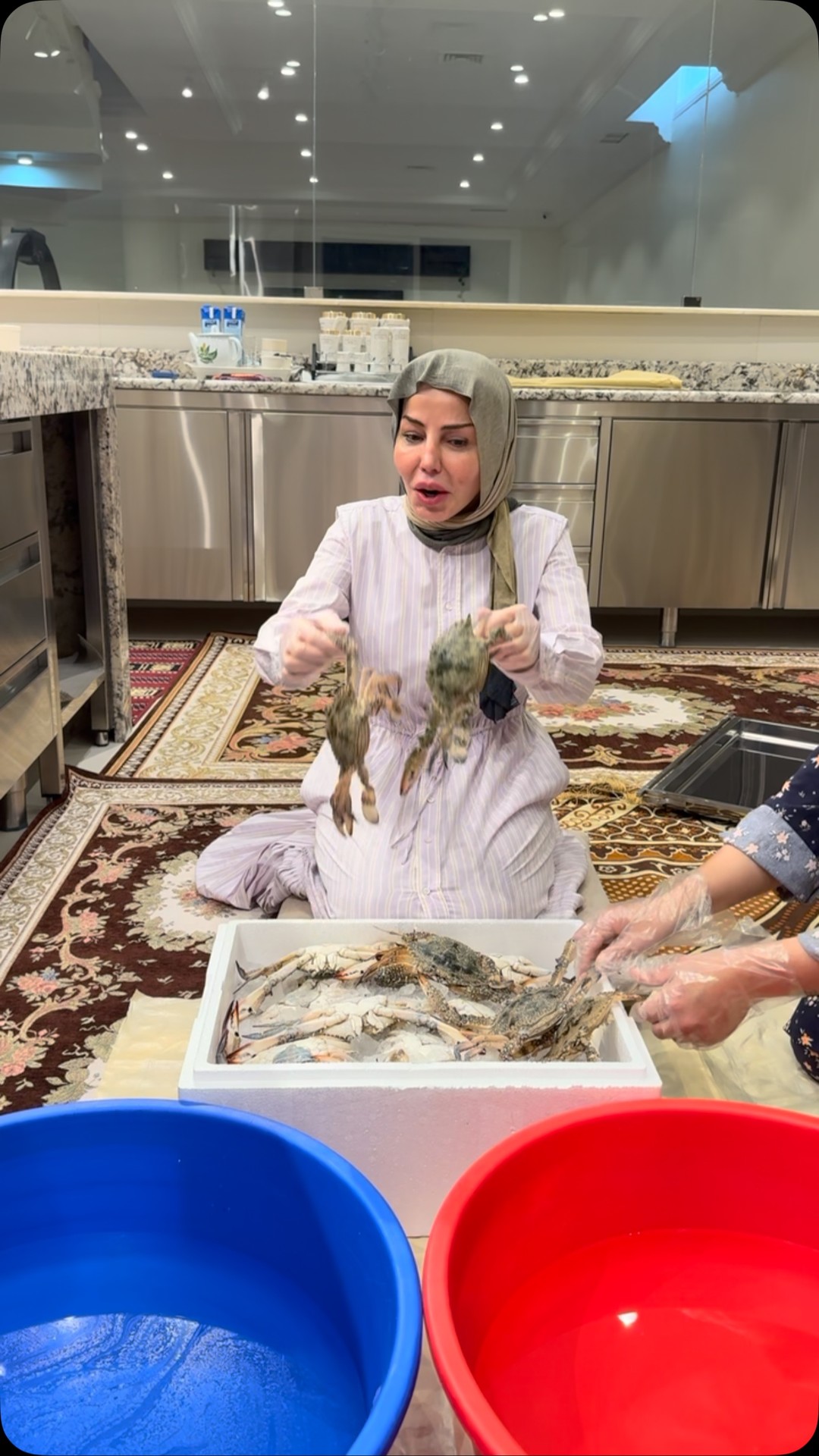 واحلى قباقب وهذا وقته.
احلى وألذ وأخف تتبيله
ثوم زيت زيتون ملح لومي اسود بهار م