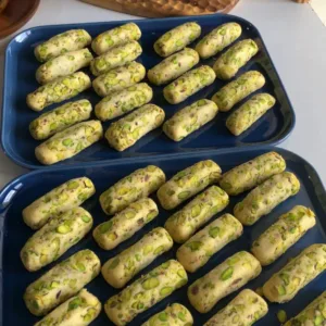 غريبة بالتمر