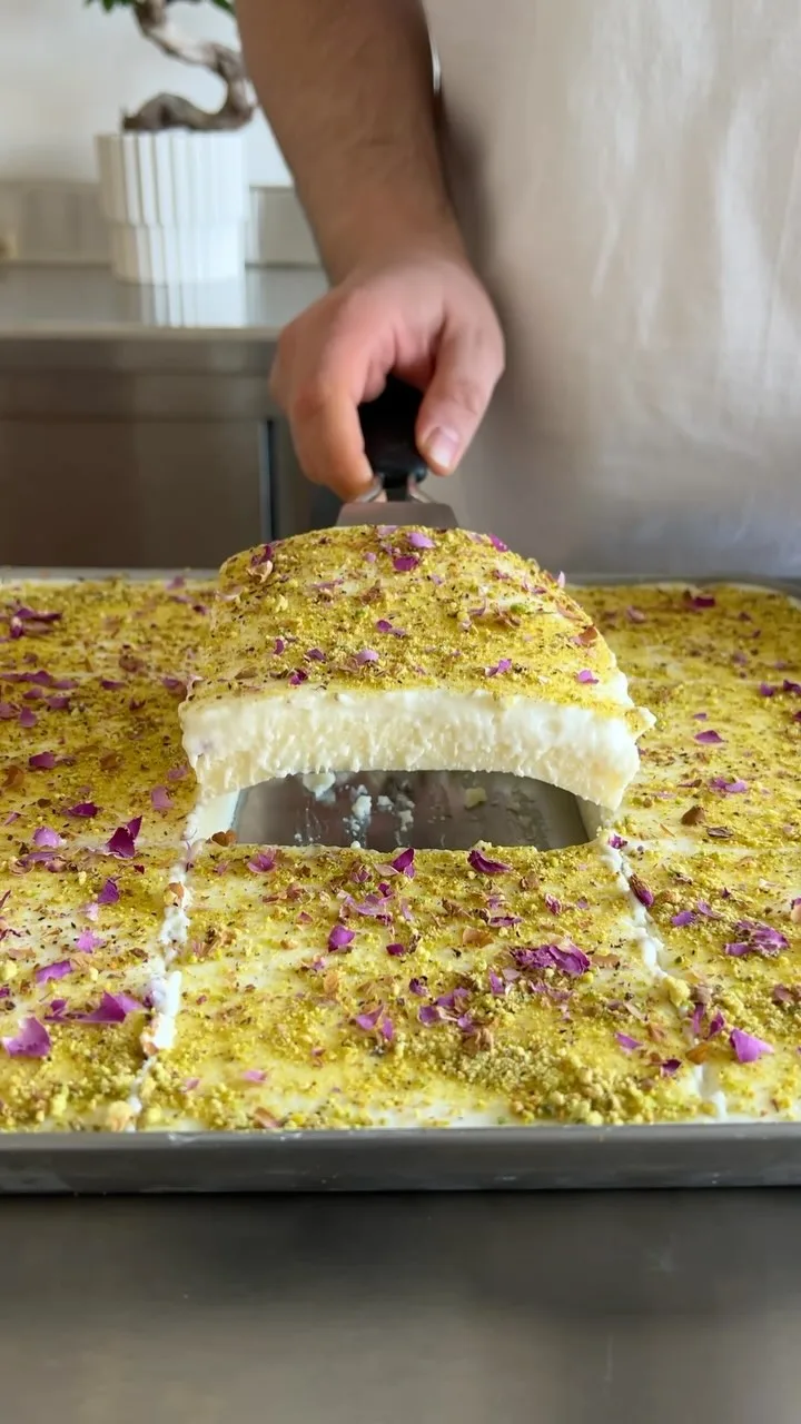 ليالي لبنان الحلوى المنعشة