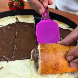 مهلبية تركية محشية بالشوكولاتة