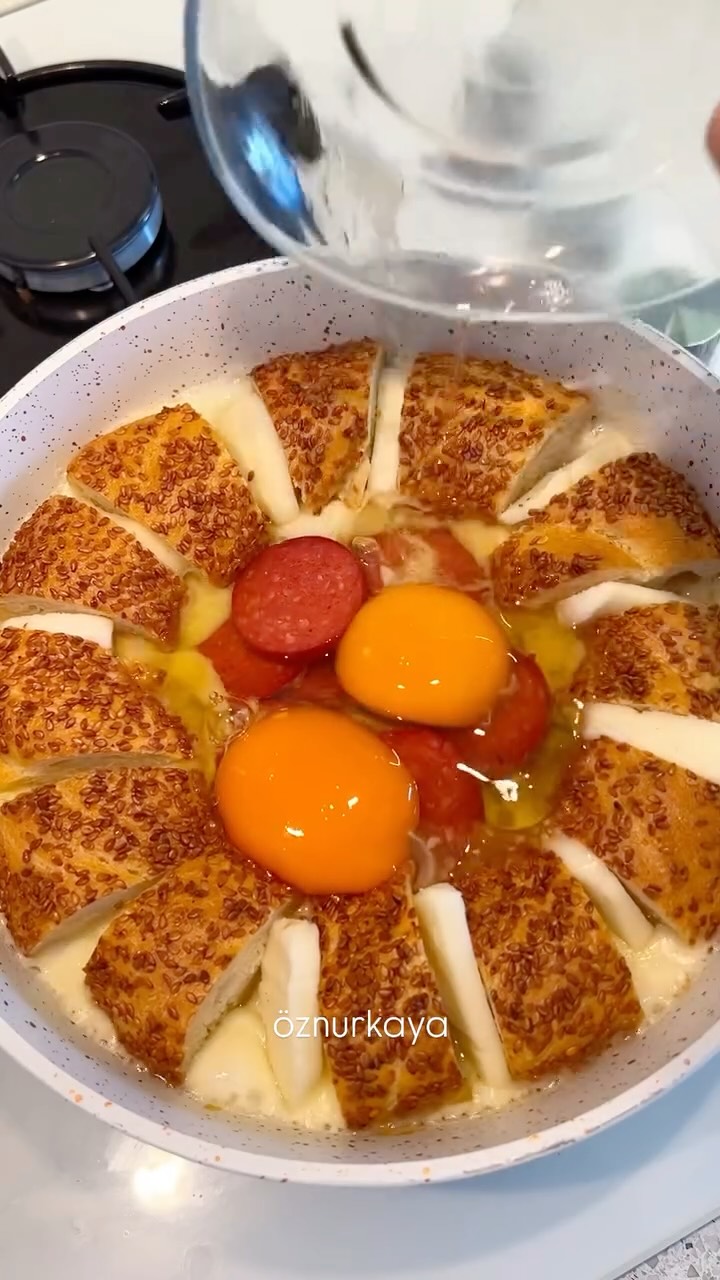 فطور تركي في مقلاة واحدة