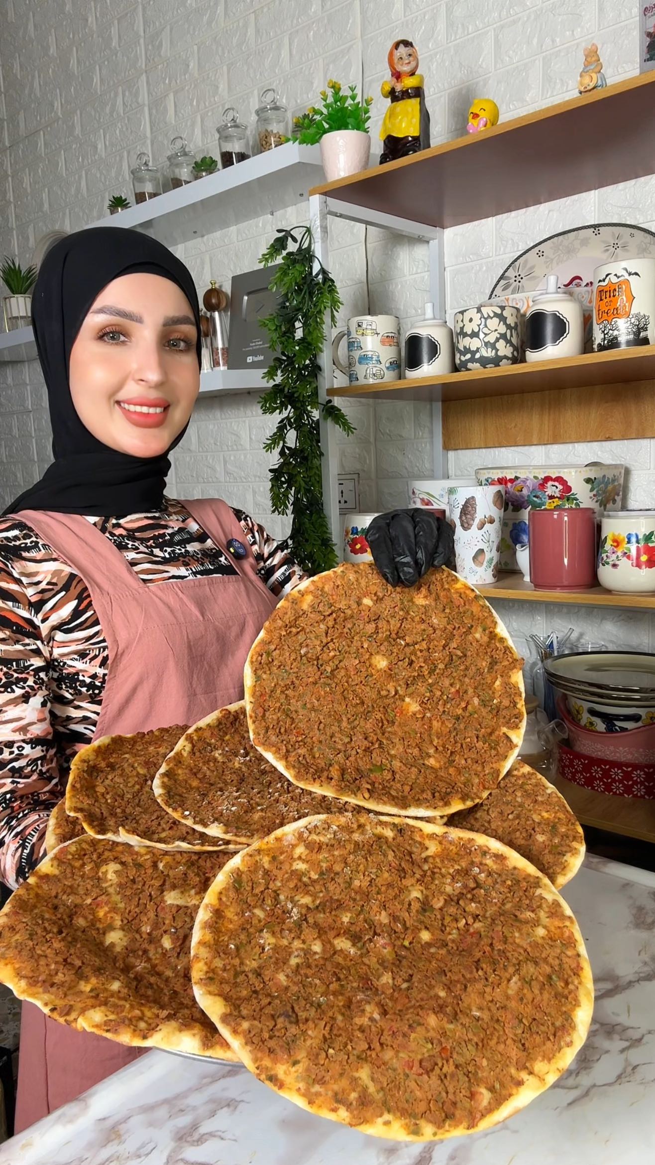 لحم بعجين