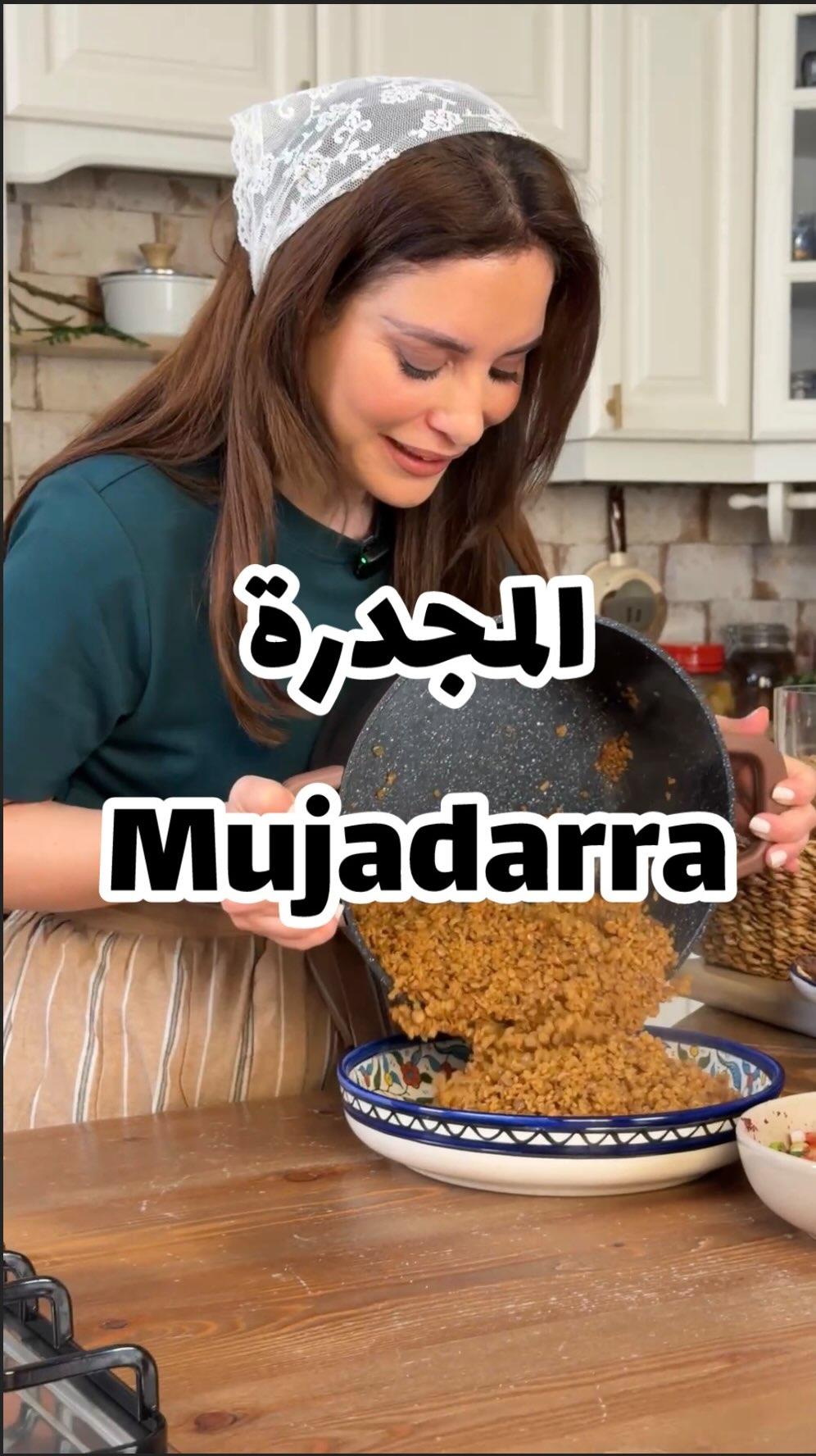 زهرة بالطحينية بالفرن مع لحم مفروم وصوص لبن طحينية كريمي