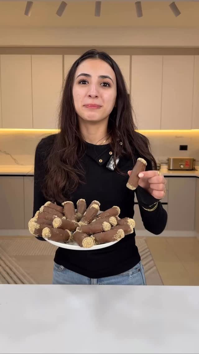 حلوى البسكويت بالشوكولاتة للعيد 1 حلوى البسكويت بالشوكولاتة للعيد – Biscuit Chocolate Treats