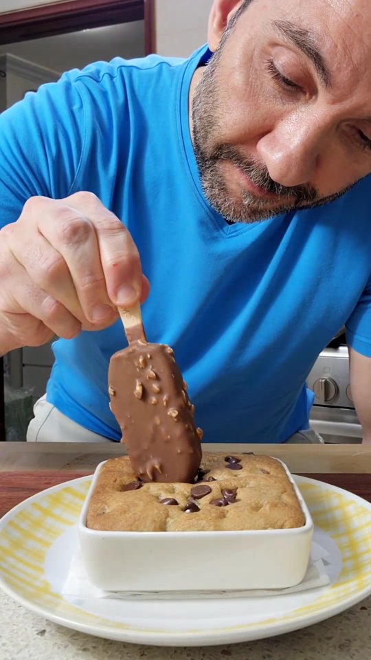 كيكة الكوكيز بالشوكولاتة – Cookie Cake